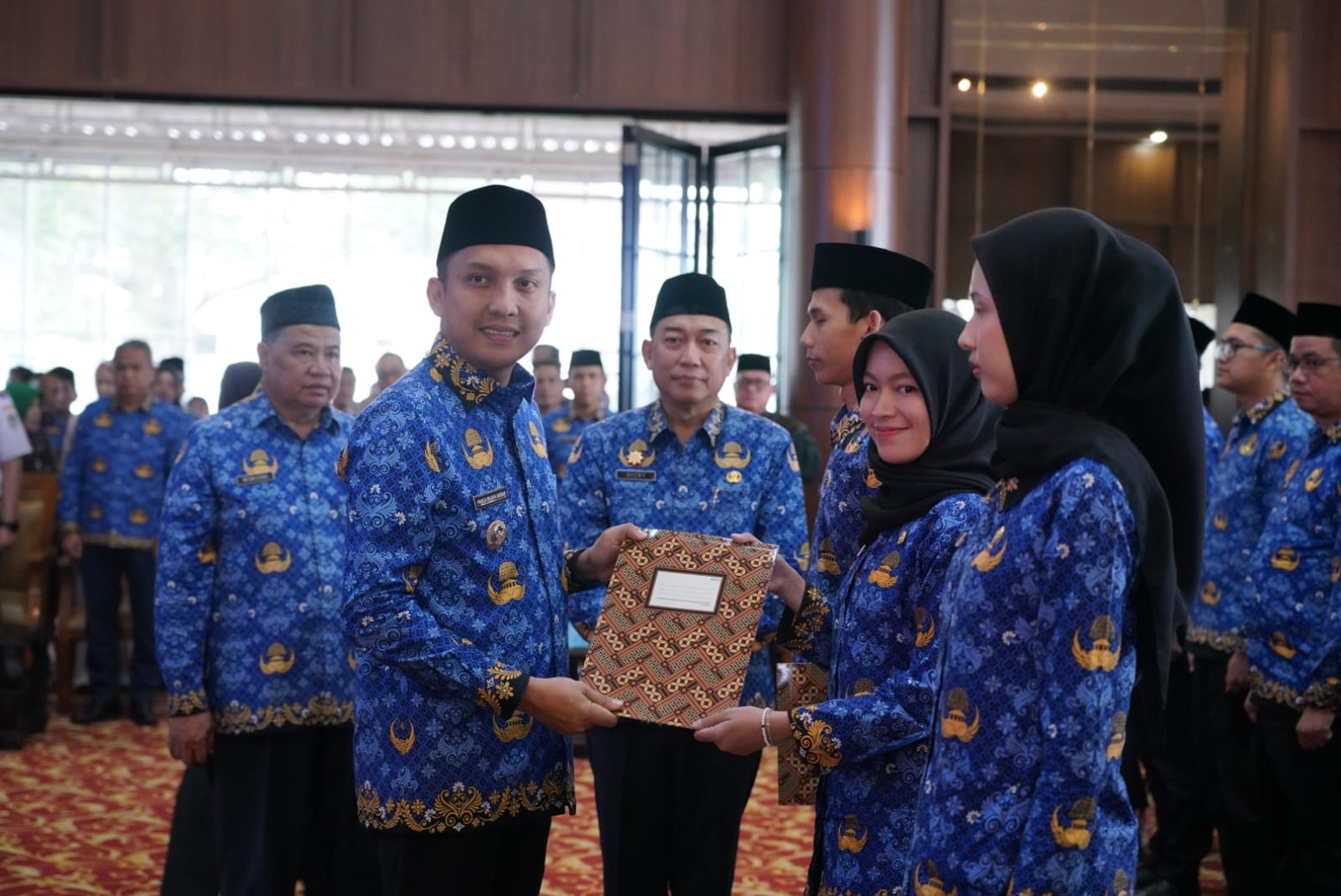 Bupati Panca Wijaya Akbar Lantik 122 PNS Pertama di Sumbagsel, Tanda Komitmen Peningkatan Kualitas Birokrasi Ogan Ilir”